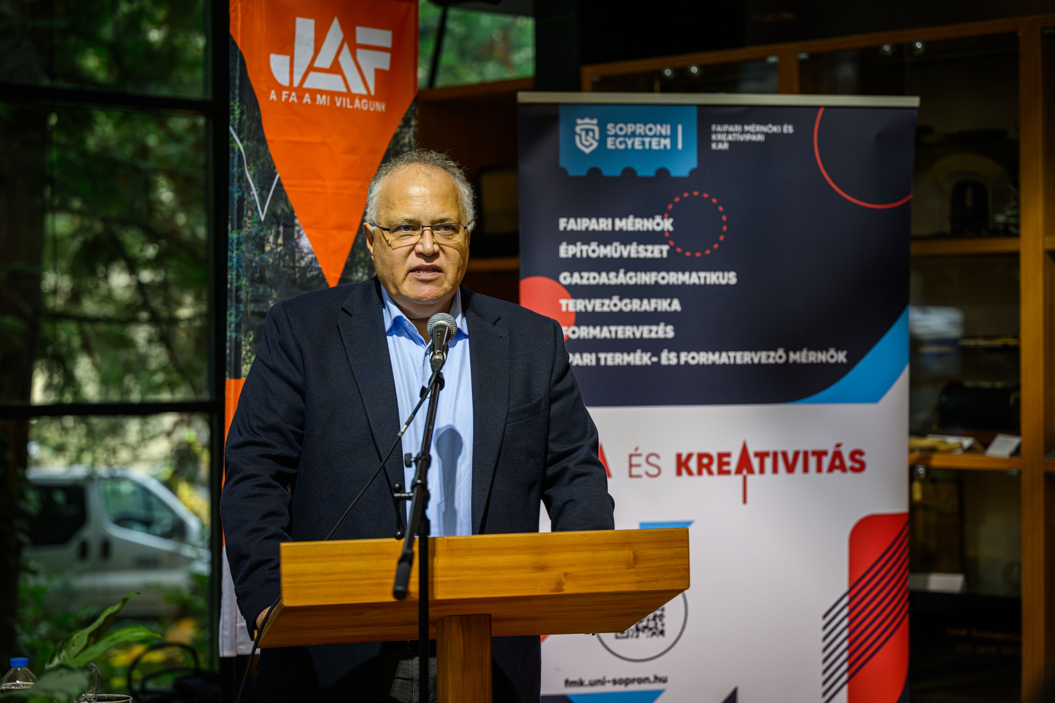 RPT_2752.jpg RPT_2752.jpg